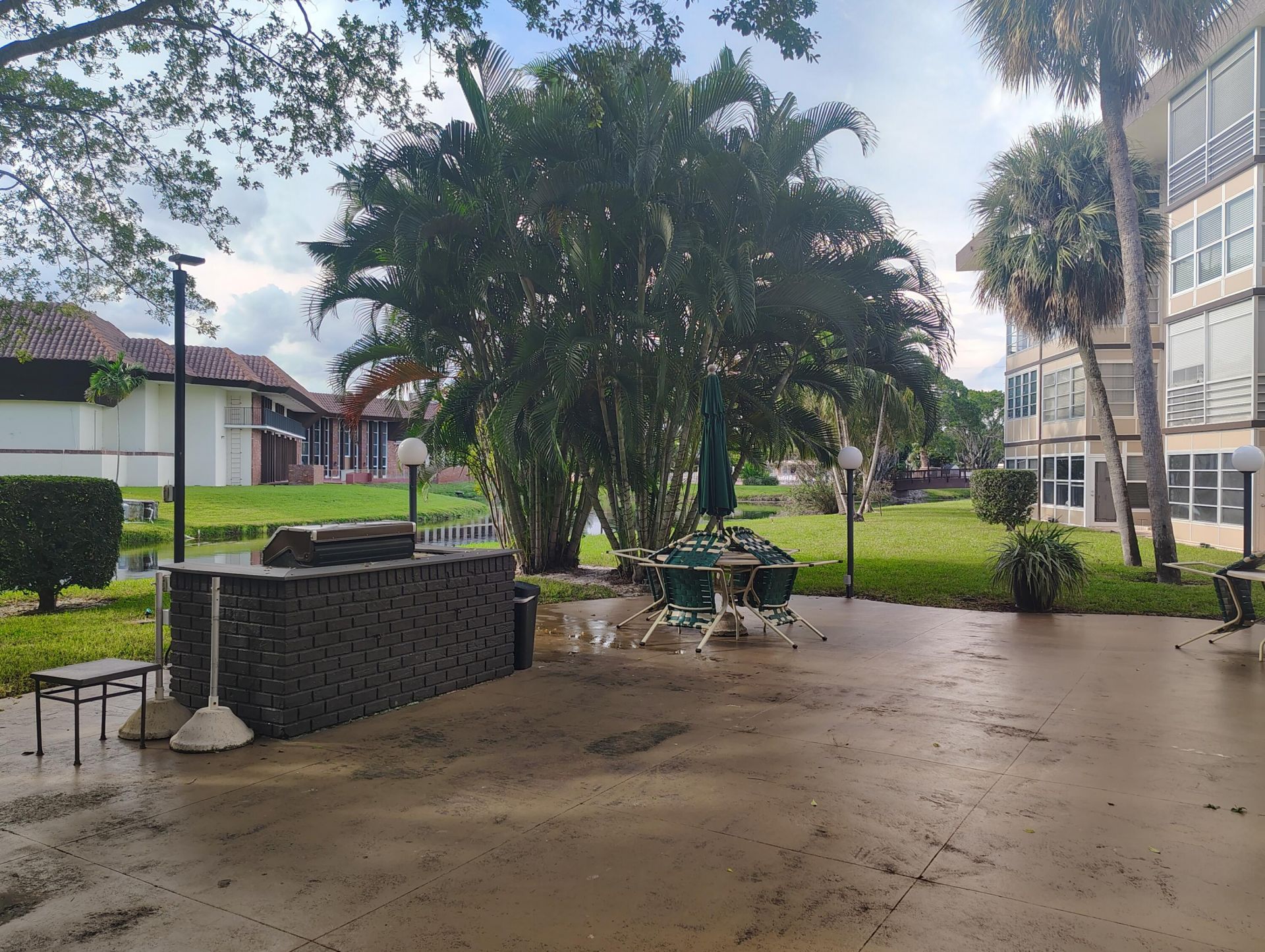3001 NW 46th Avenue, Unit 301, Lauderdale Lakes, FL 33313 Photo