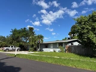 2200 SW 42nd Avenue, Fort Lauderdale, FL 33317 Photo