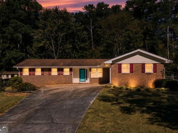 4393 Hale Place SW, Lilburn, GA 30047