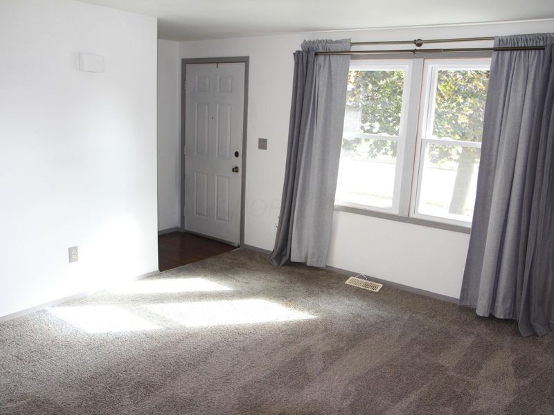 579 Executive Boulevard, Delaware, OH 43015 Photo 11