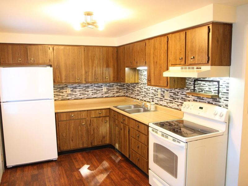 579 Executive Boulevard, Delaware, OH 43015 Photo 17