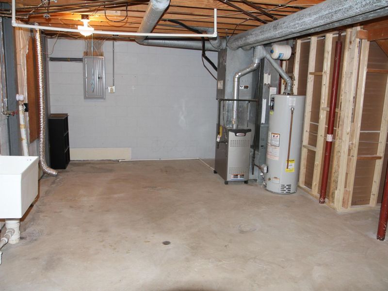 579 Executive Boulevard, Delaware, OH 43015 Photo 24