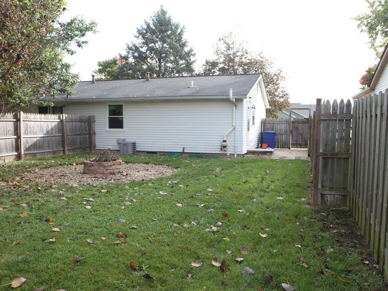 579 Executive Boulevard, Delaware, OH 43015 Photo 6