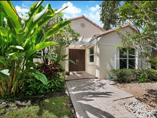 2860 SW 22nd Ave, Miami, FL 33133