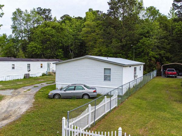 7 Locust St , Andrews, SC 29510