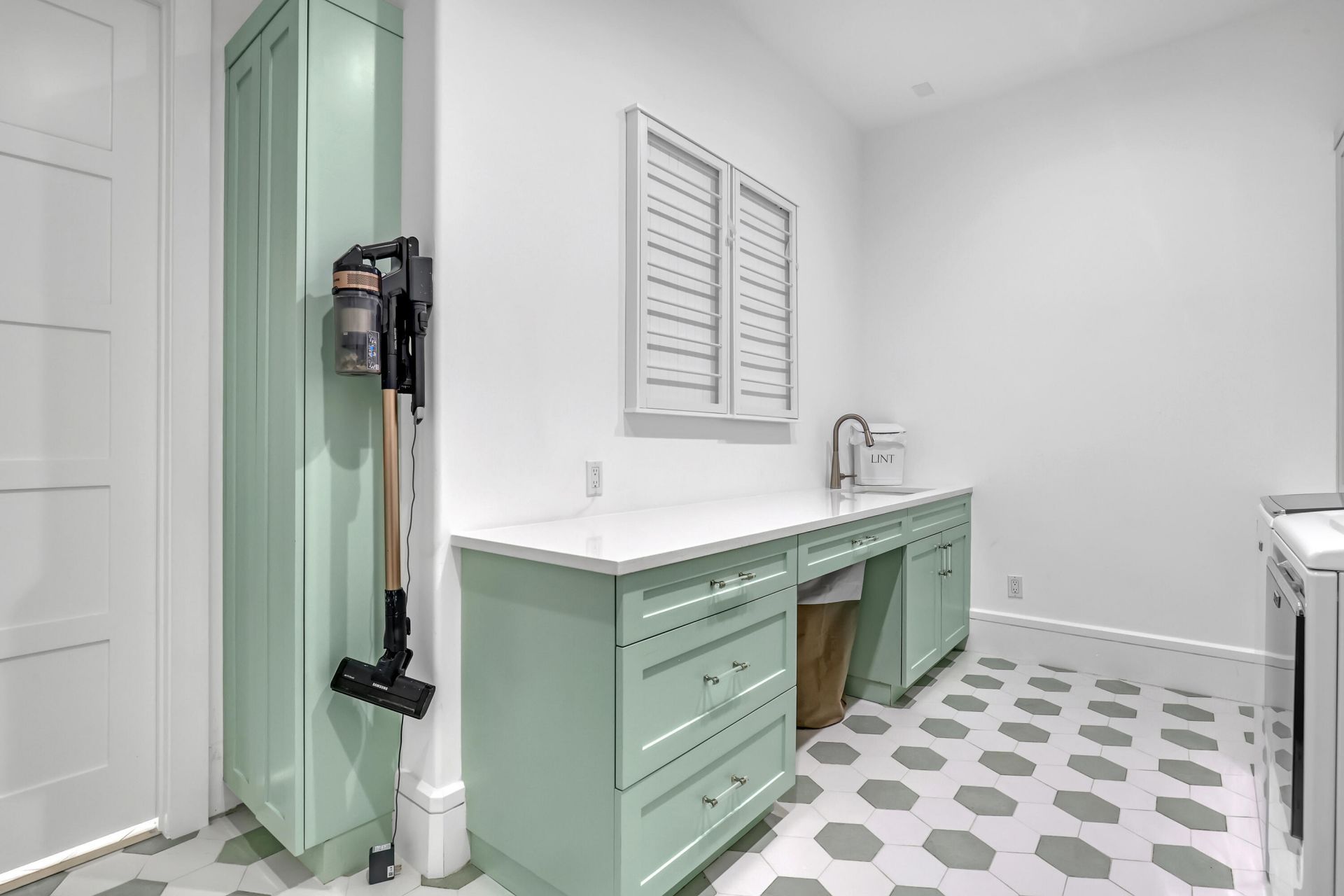 2338 Flamingo Road, Palm Beach Gardens, FL 33410 Photo