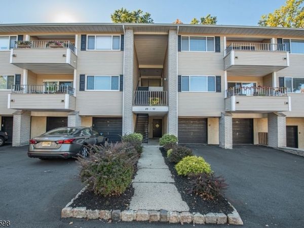 50 W Lindsley Road, Cedar Grove, NJ 07009