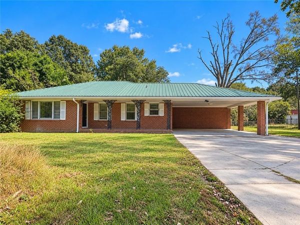 3356 Lenora Church Road , Snellville, GA 30039