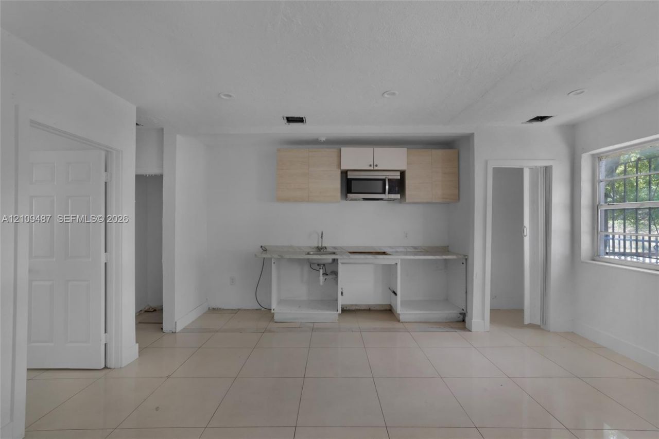 3413 NW 6th Ave , Miami, FL 33127 Photo