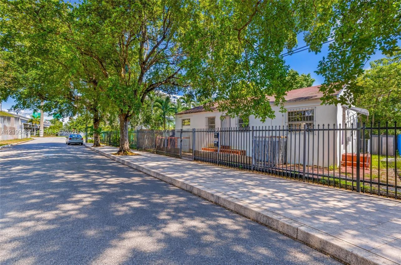 3413 NW 6th Ave , Miami, FL 33127 Photo