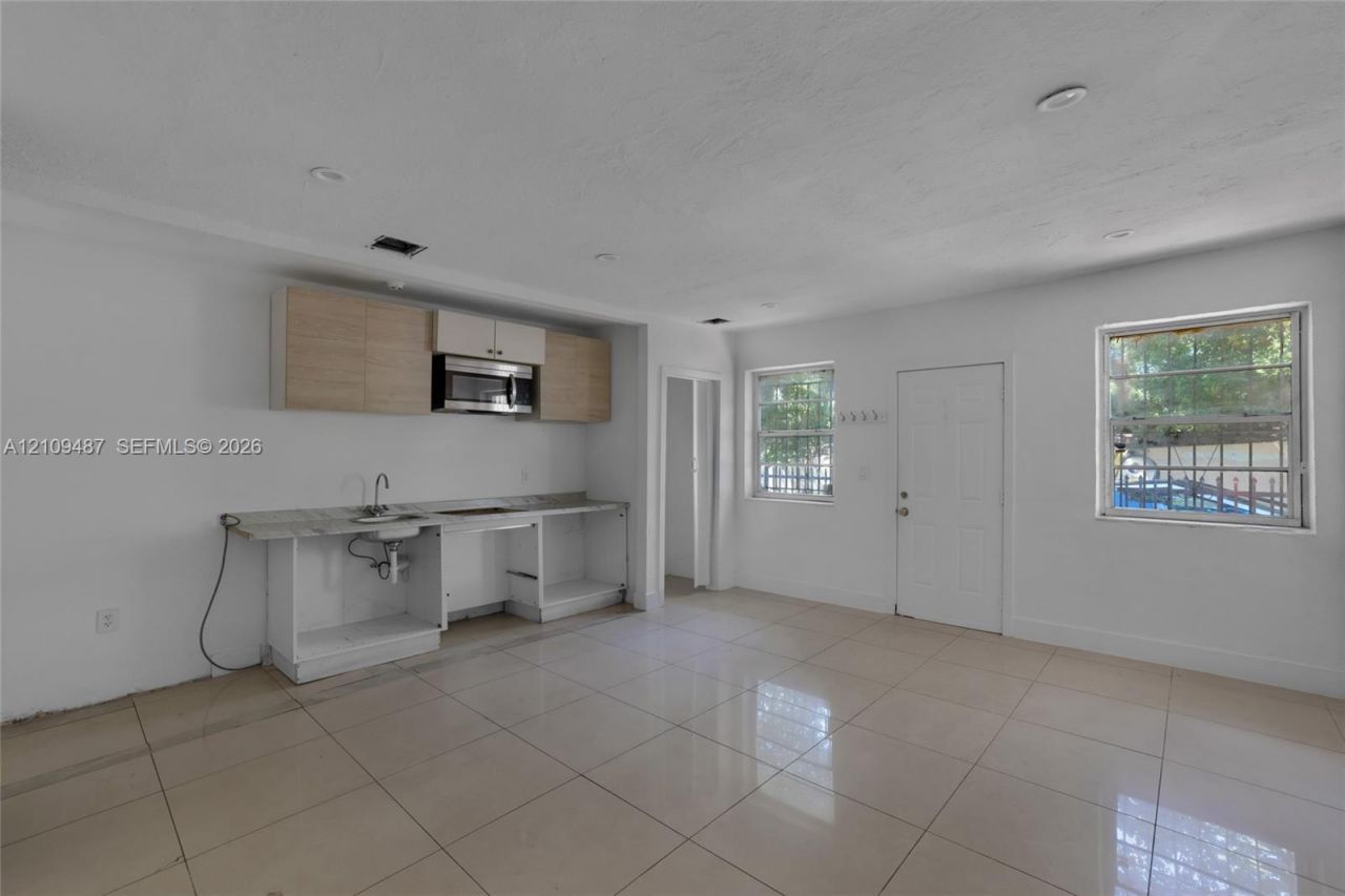 3413 NW 6th Ave , Miami, FL 33127 Photo