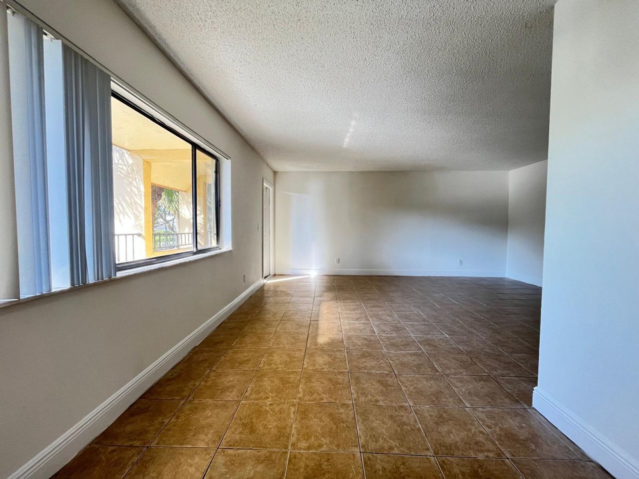 118 Meadows Circle, Boynton Beach, FL 33436 Photo