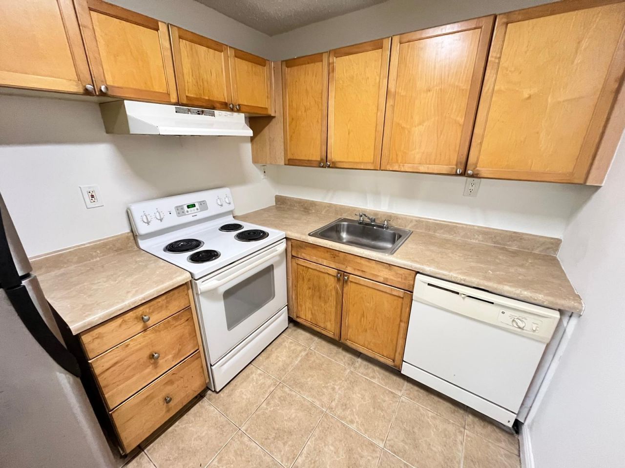 118 Meadows Circle, Boynton Beach, FL 33436 Photo