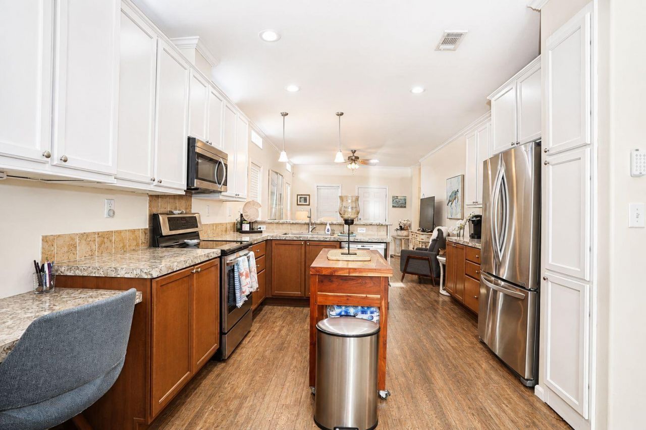 6119 N Ficus Lane, Atlantis, FL 33462 Photo
