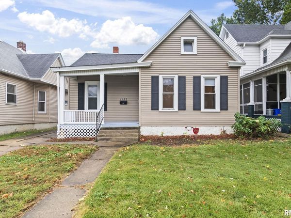 1132 W MONROE Street, Springfield, IL 62704