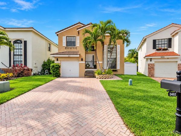 3462 NW 112th Way, Coral Springs, FL 33065