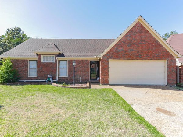 6763 CASTLEGATE CV, Memphis, TN 38141