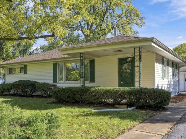 1793 Western Avenue , Northbrook, IL 60062