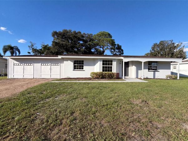 117 66TH AVENUE W, BRADENTON, FL 34207