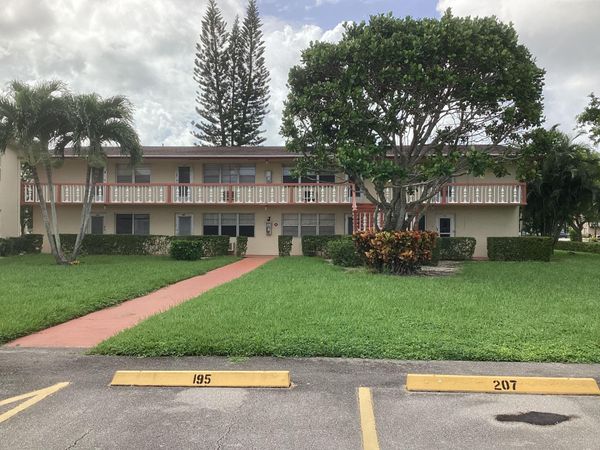 208 CHATHAM J, Unit 208, West Palm Beach, FL 33417