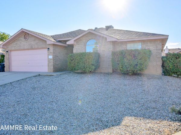 7424 San Benito Street NW, Albuquerque, NM 87120