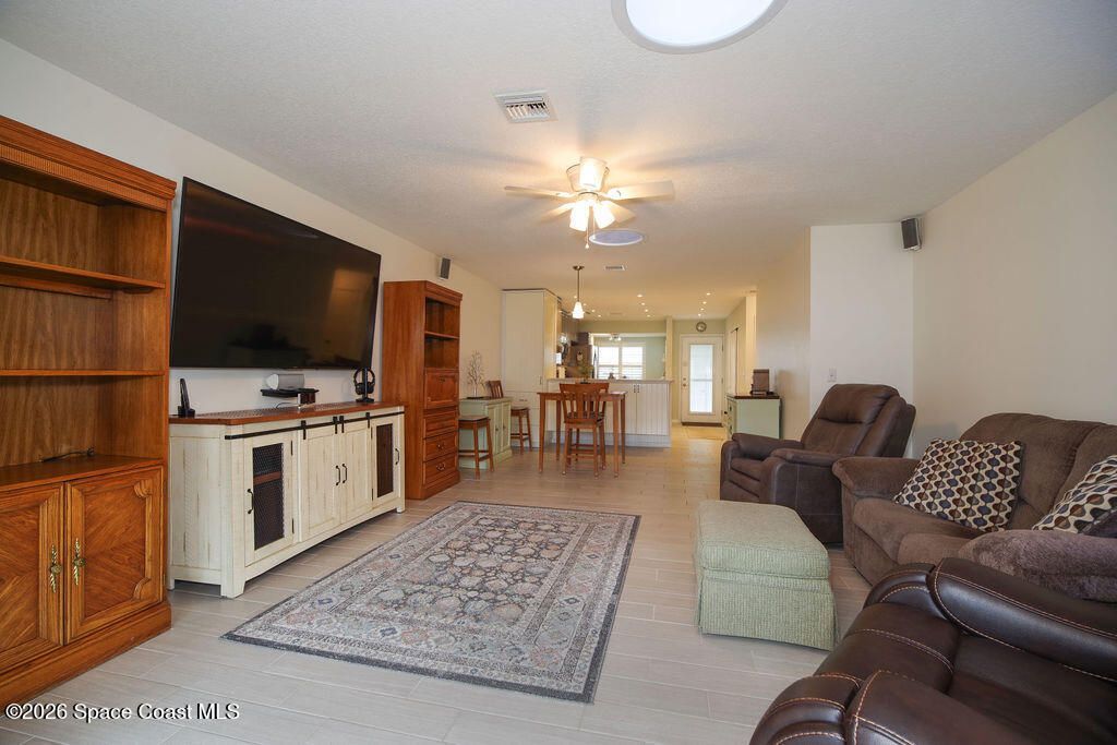 290 Paradise Boulevard , Unit 17, Indialantic, FL 32903 Photo