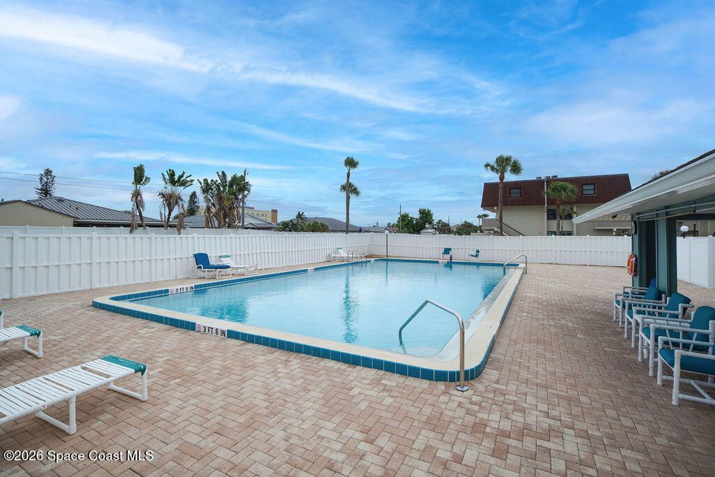 290 Paradise Boulevard , Unit 17, Indialantic, FL 32903 Photo