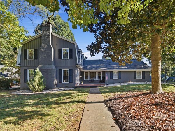 1200 Charter Place, Charlotte, NC 28211