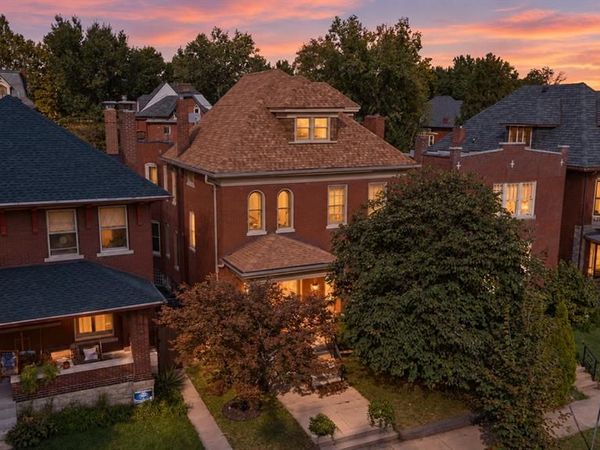 3009 Allen Avenue, St Louis, MO 63104
