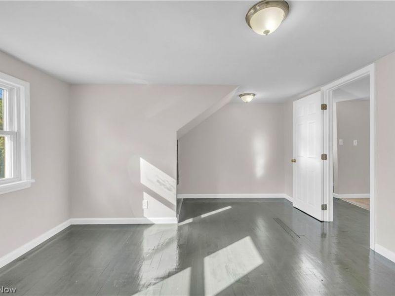 755 E 249th Street , Euclid, OH 44123 Photo 18