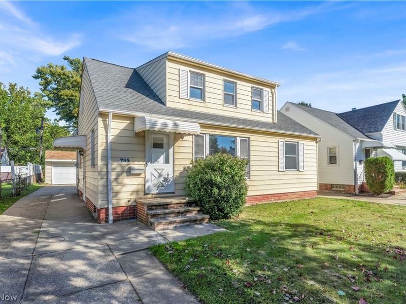 755 E 249th Street , Euclid, OH 44123 Photo 2