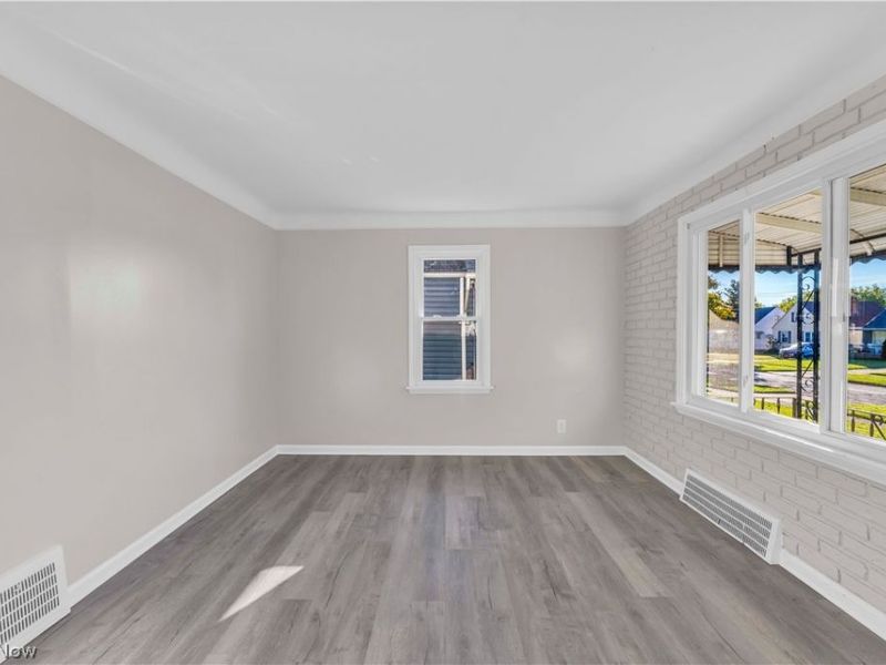 12817 Oak Park Boulevard , Garfield Heights, OH 44125 Photo 5