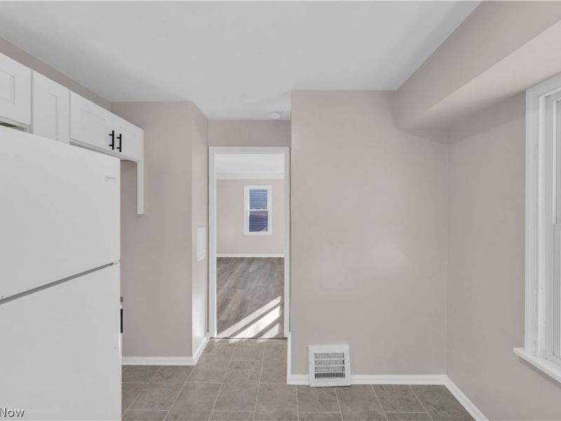 12817 Oak Park Boulevard , Garfield Heights, OH 44125 Photo 6