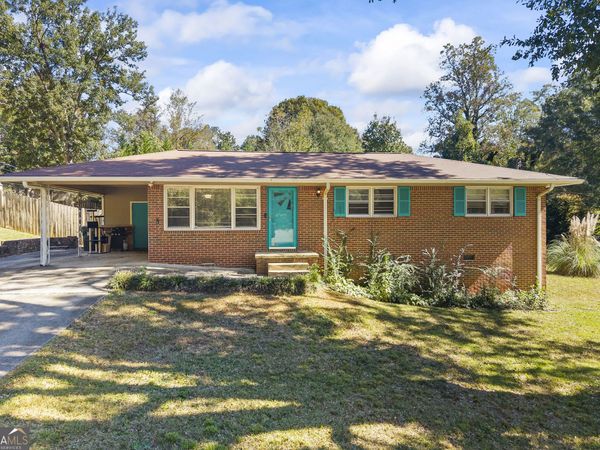 11 Poplar Street, Toccoa, GA 30577