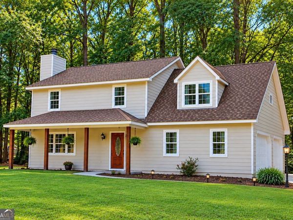 1826 Patricia Lane, Loganville, GA 30052
