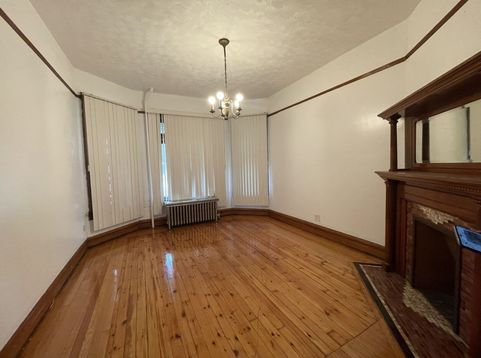 Main Photo