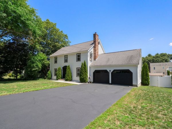 247 Fremont St, Taunton, MA 02780