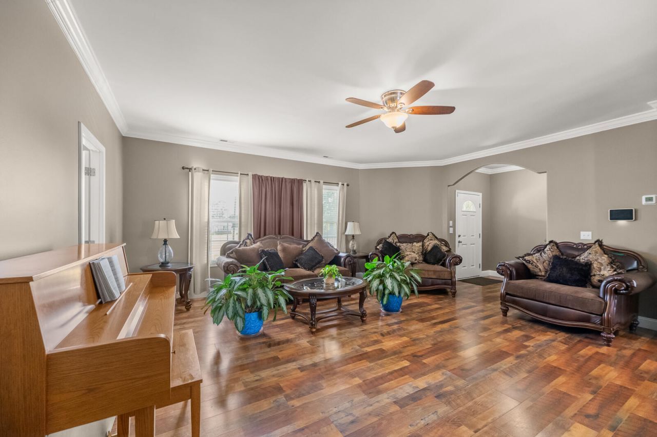 614 Josie Lane Photo 6