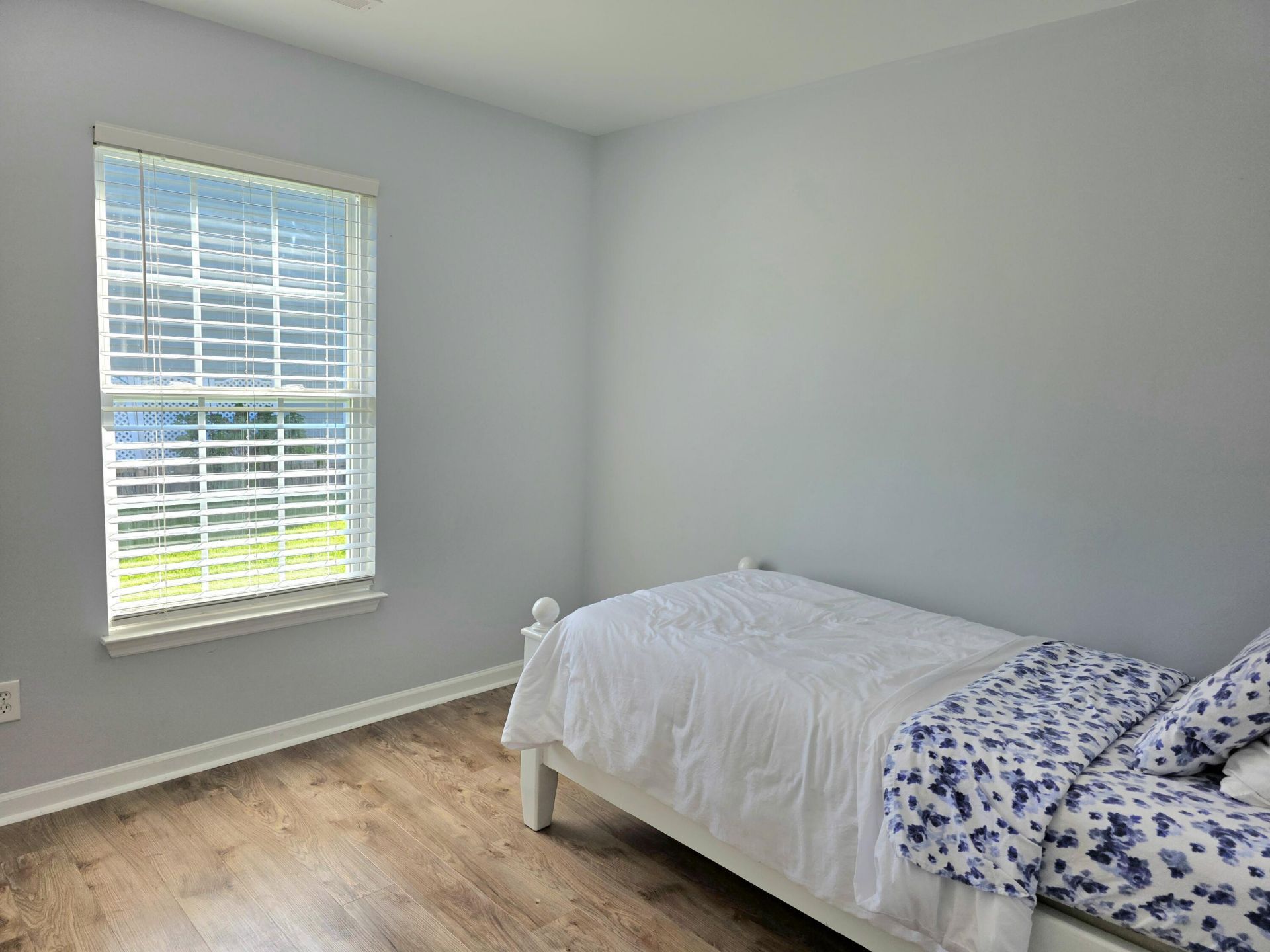 207 Pemberly Boulevard Photo 32
