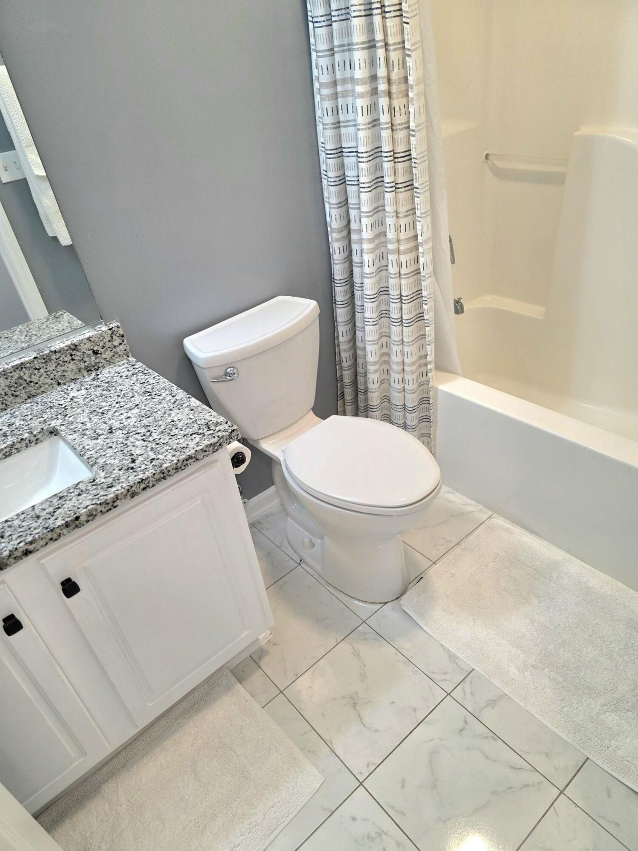 207 Pemberly Boulevard Photo 36