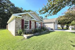 207 Pemberly Boulevard photo 4
