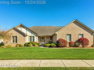 5964 Donaldson Drive, Troy, Mi 48085