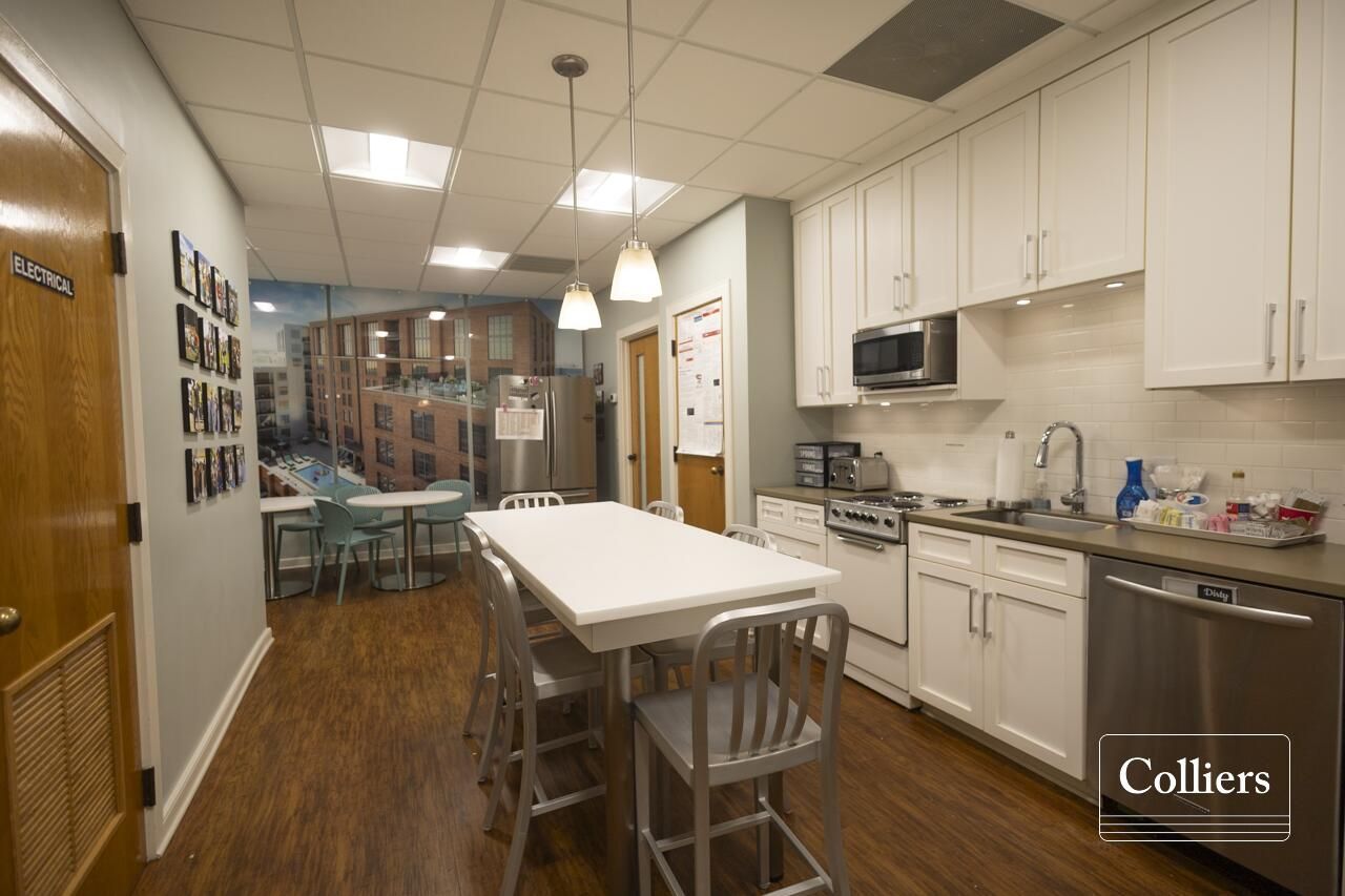 2245 Technical Parkway  Photo 4