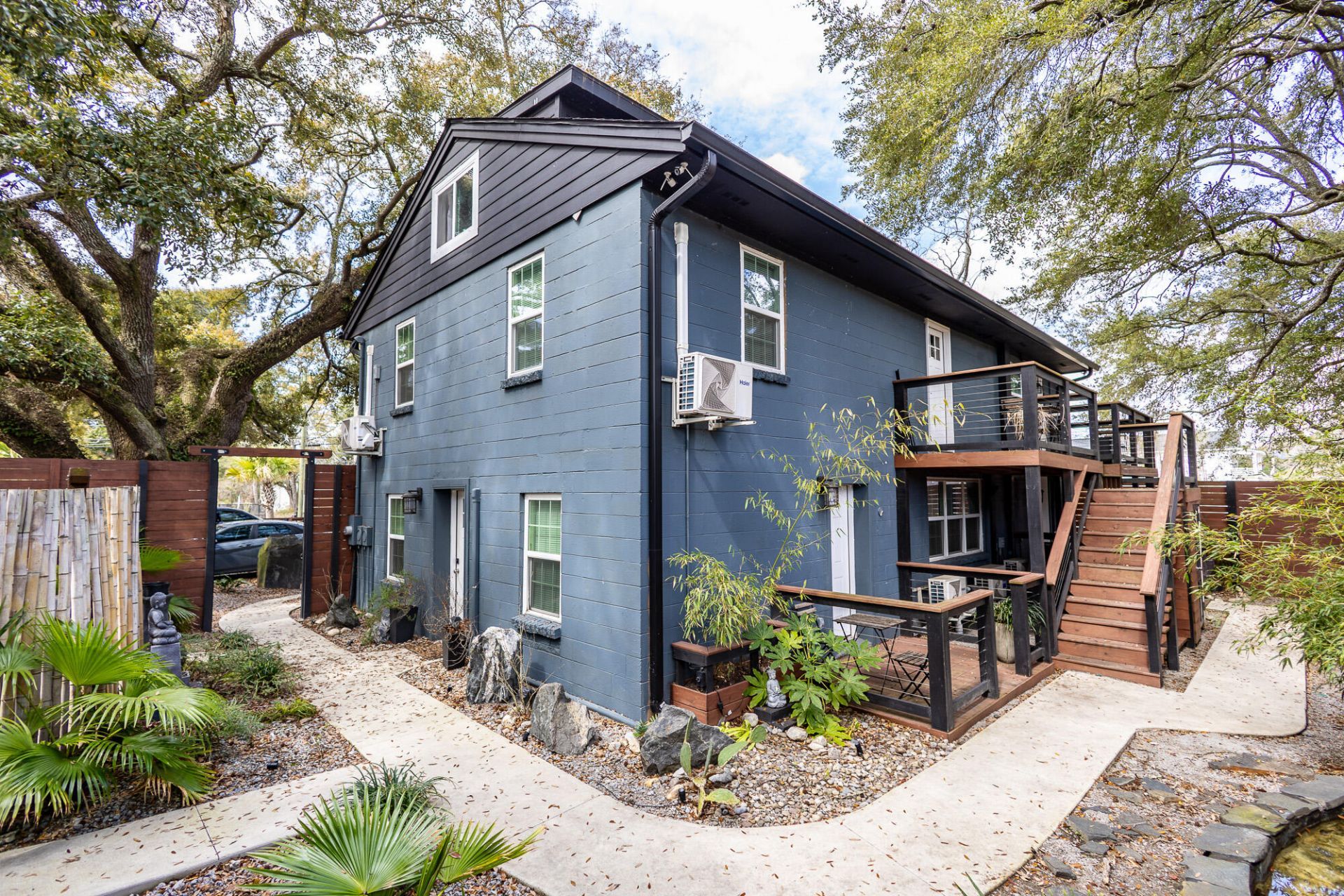 2647 Bonds Avenue  Photo 10