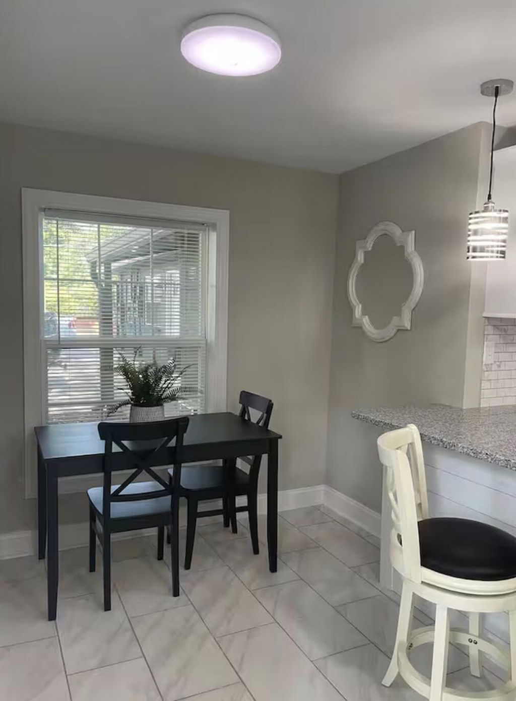 2647 Bonds Avenue  Photo 102