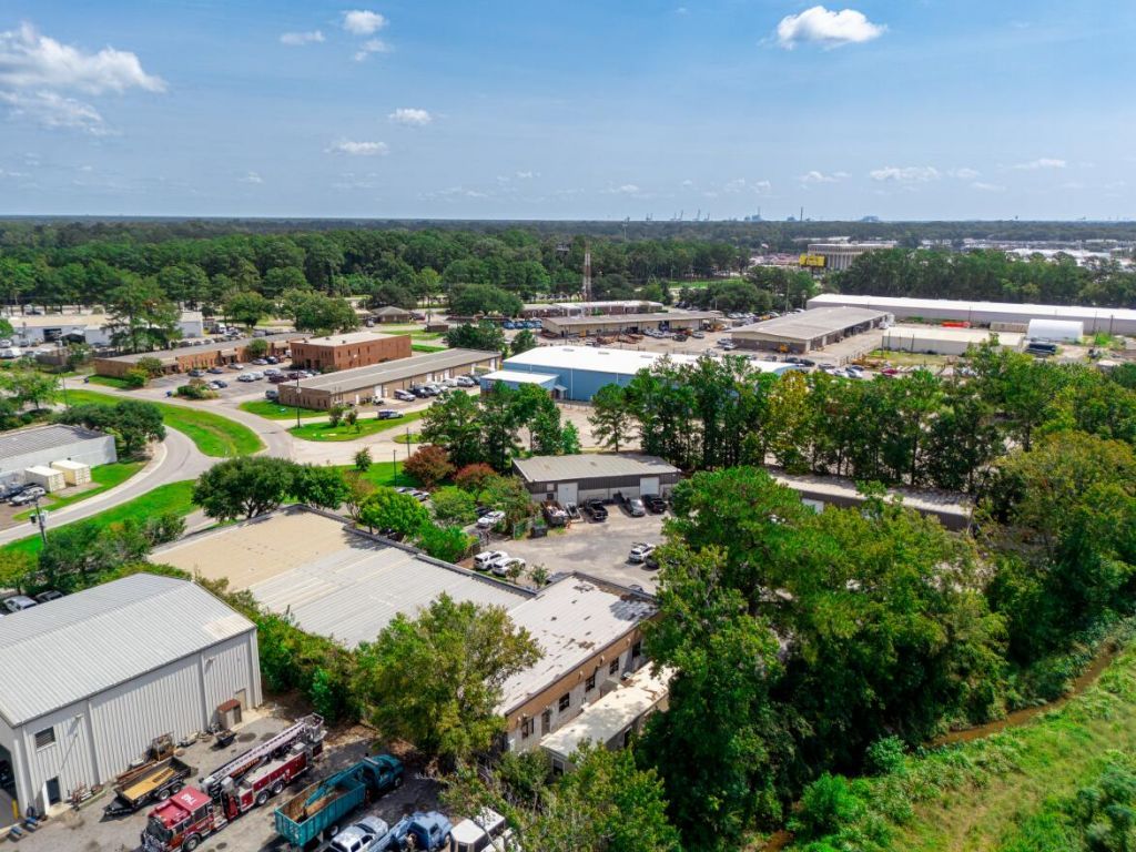 2245 Technical Parkway  Photo 4