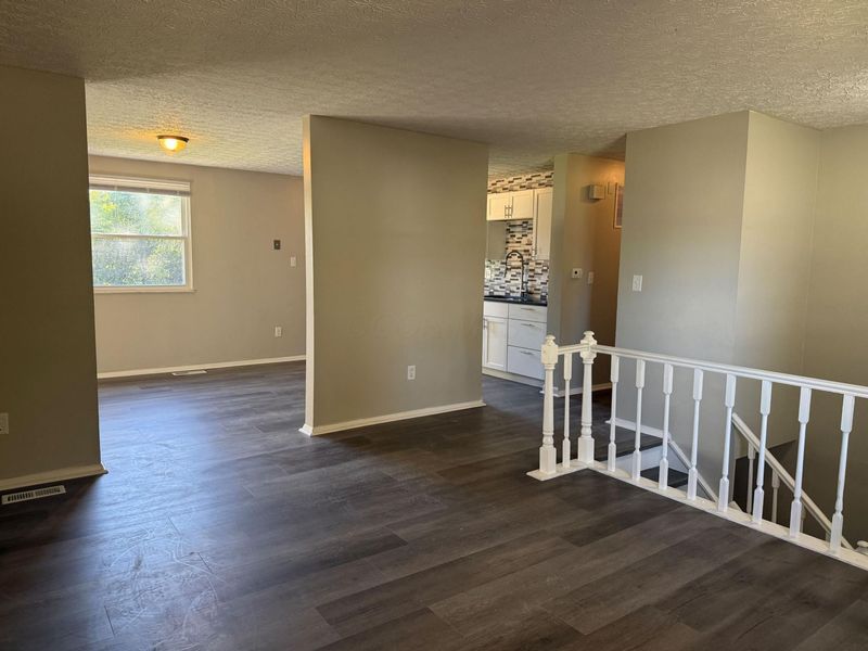 6673 Centennial Drive, Reynoldsburg, OH 43068 Photo 5