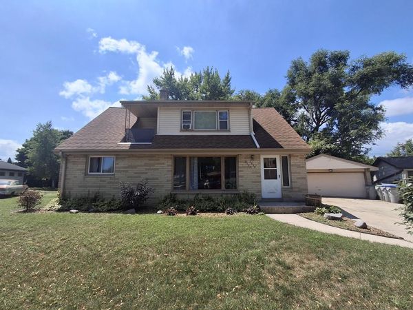 2537 W Bridge STREET, Unit 2539, Milwaukee, WI 53221
