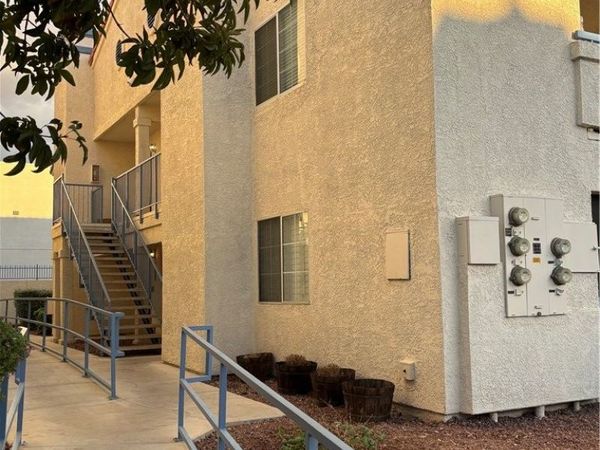 2725 S Nellis Boulevard , Unit 2152, Las Vegas, NV 89121