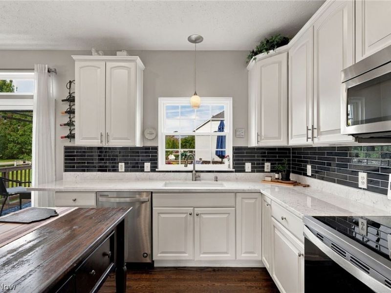 39280 Camelot Way , Avon, OH 44011 Photo 18